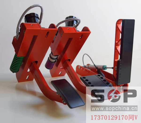 SOP微型铰接鱼眼位移传感器KPM-50在赛车踏板上的